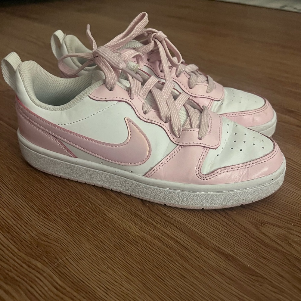 Nike Pink and White Sneakers Retro Low-Top Design